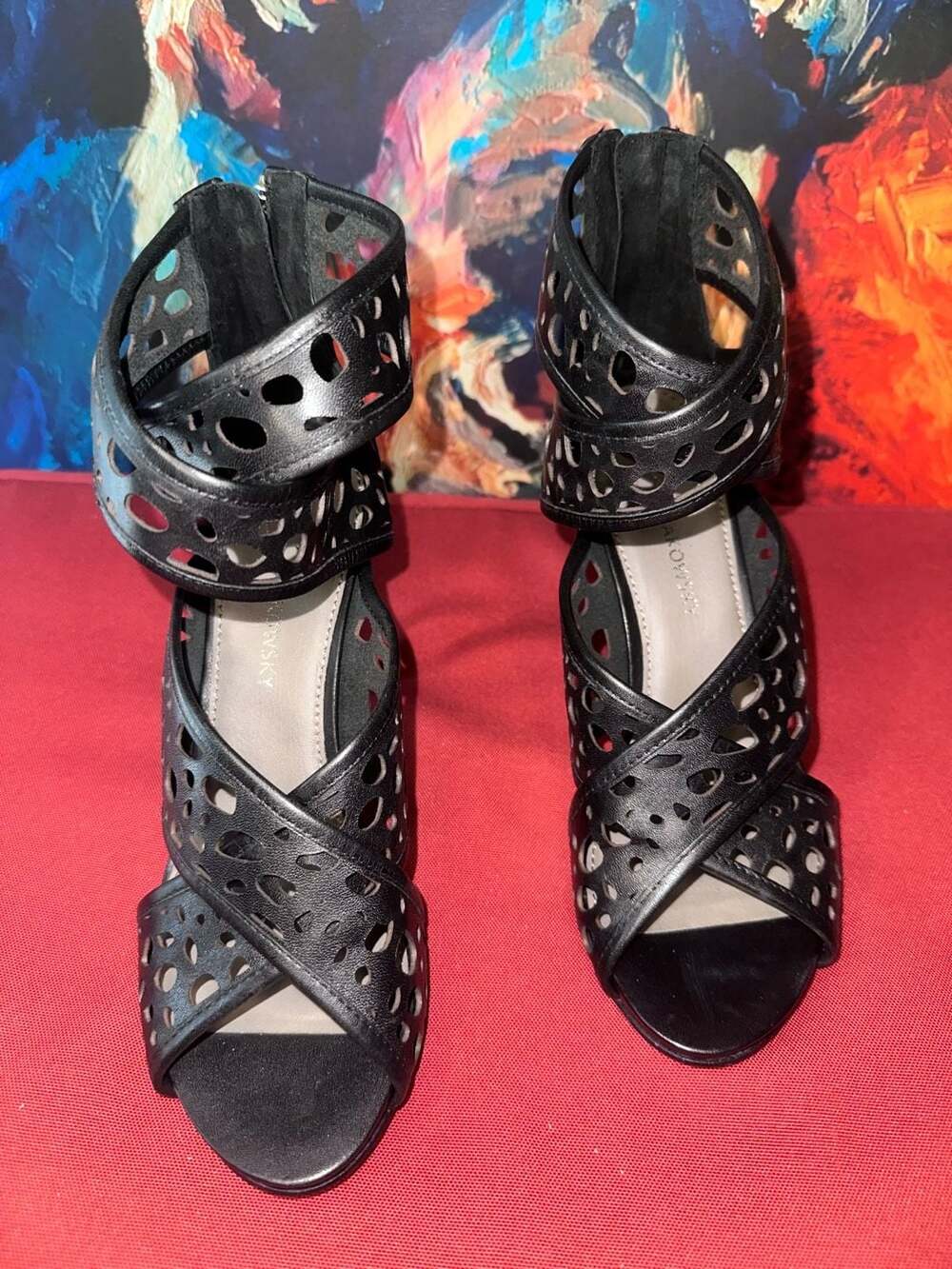 No.21 B. Makowsky Bfoiune Size 6.5M Black Leather Cutout Heels